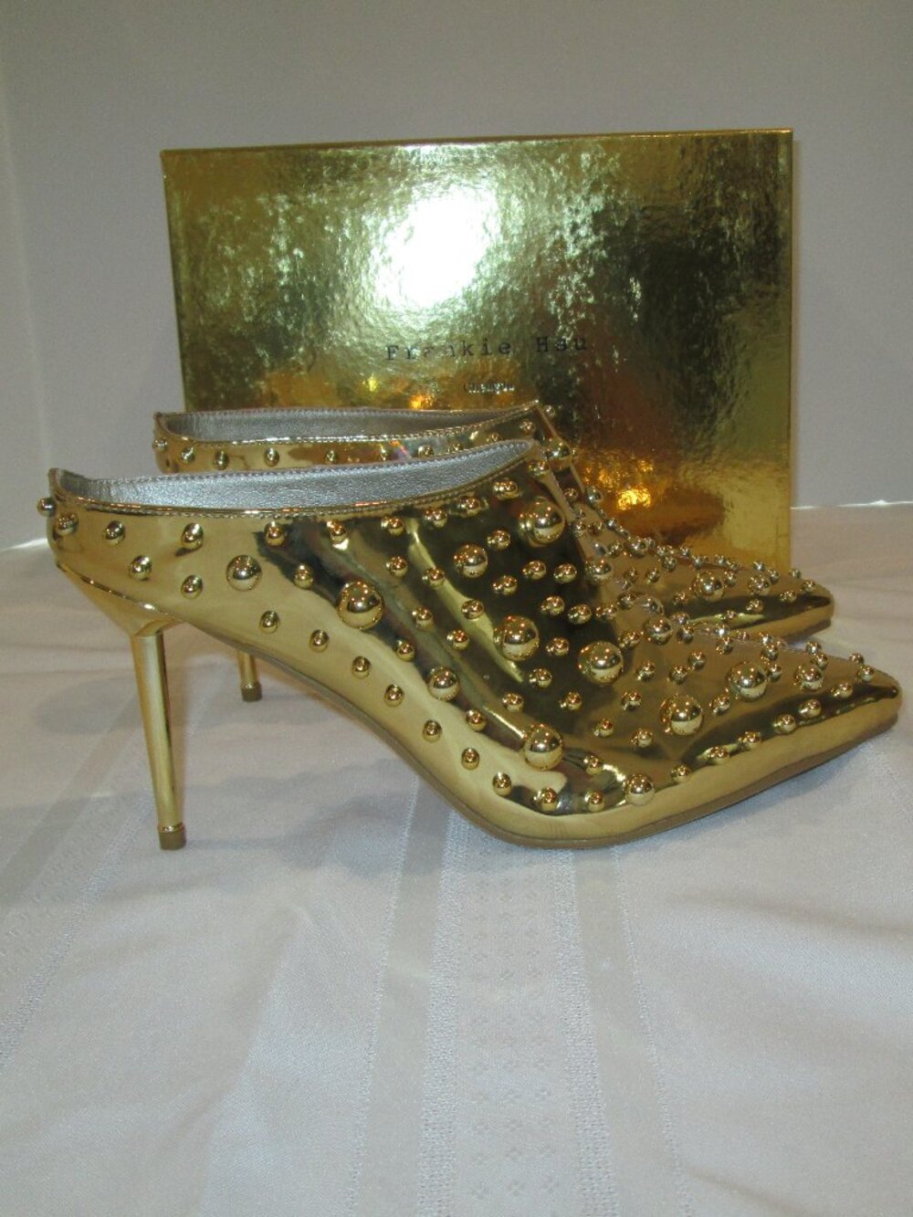 Frankie Hsu Gold Studded Stiletto Pumps | Size 10 | NIB | Metallic - Picture 9 of 14
